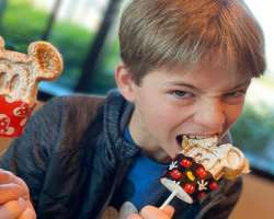 The actor has a sweet tooth.